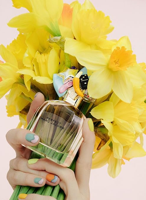 Marc Jacobs Perfect Eau de Parfum – Floral Women's Perfume 100ml – With Notes of Rhubarb, Daffodil, Almond Milk & Cashmeran